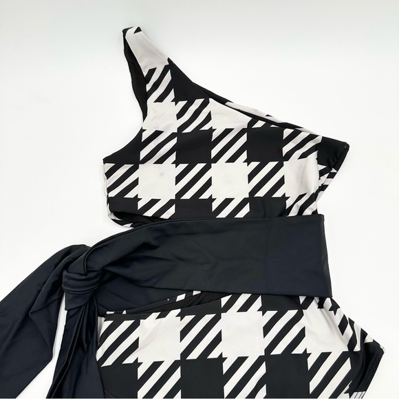 beach riot carlie one piece swimsuit - houndstooth - Picture 10 of 14